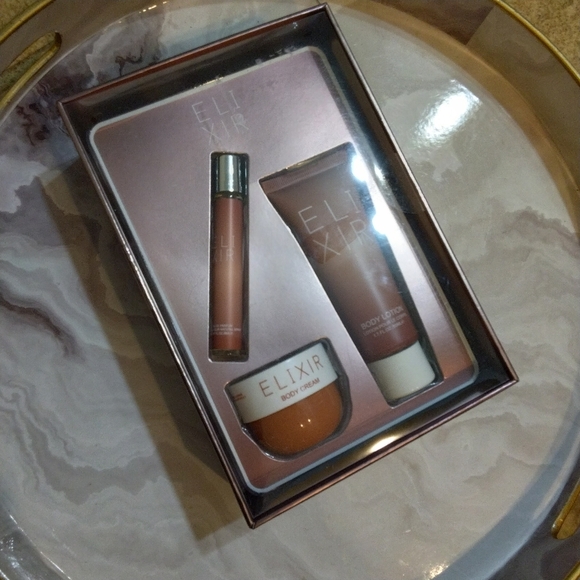 Elixir Body Care Set - Picture 2 of 3